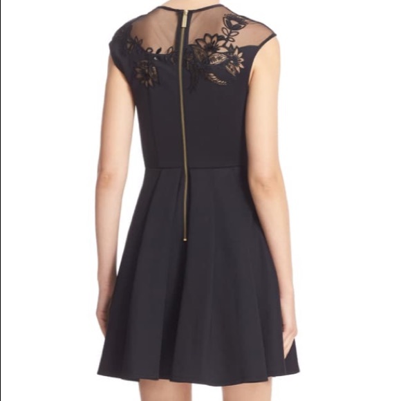 Ted Baker (size 2)
Dollii Embroidered Skater Dress - Picture 6 of 8